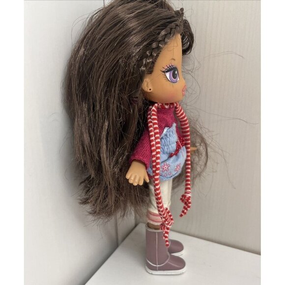Bratz Kidz YASMIN Doll with outfit Winter Vacation w/ snowtube MGA 2004 - Picture 8 of 14